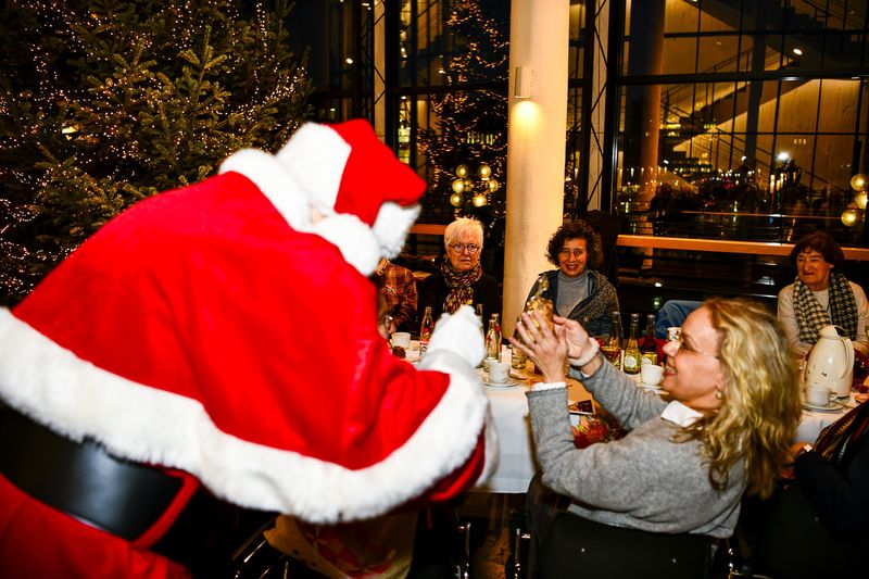 Adventlicher Stammtisch mit Überraschungsgästen